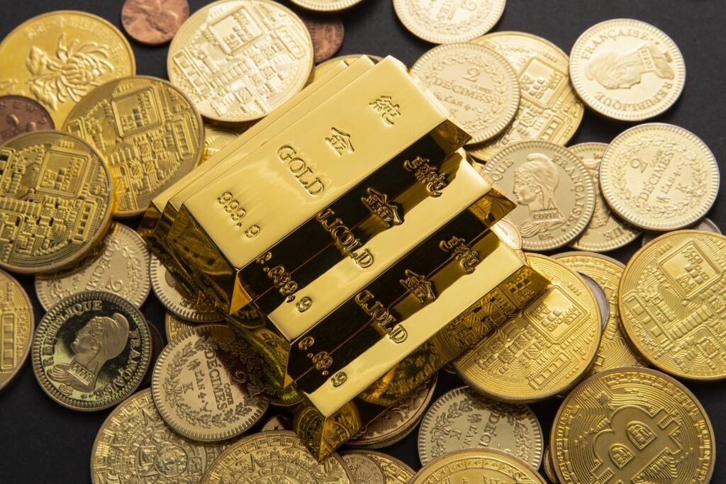 A Complete Guide to Selling Gold & Silver with RomfordGold in Romford, United Kingdom